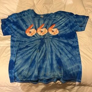 @methsynicate triple shrimp blue tiedye size XL